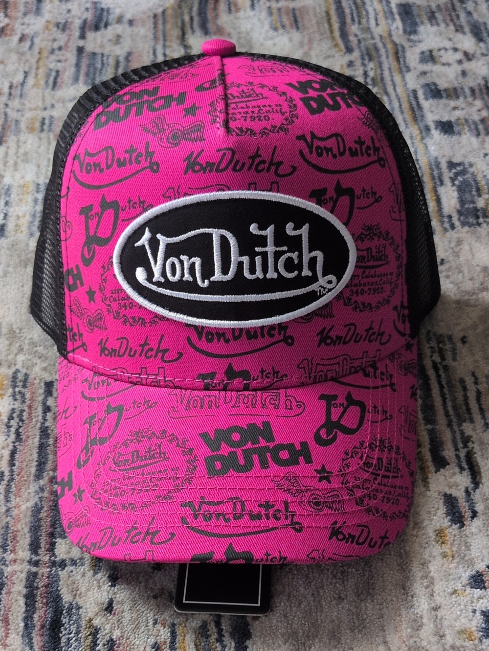 NWT Von Dutch Hot Pink and Black Logo Trucker Hat